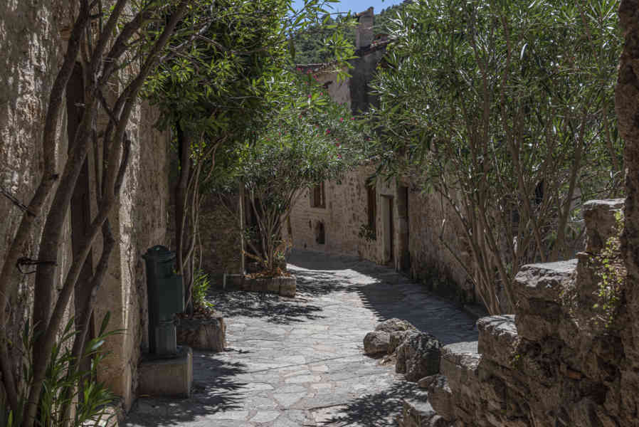 Francia - Saint-Guilhem-le-Désert 026.jpg